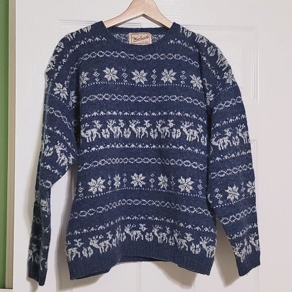 VTG Woolrich wool blend Fair Isle Nordic Blue‎ sweater snowflakes reindeer Sz M - Picture 1 of 9